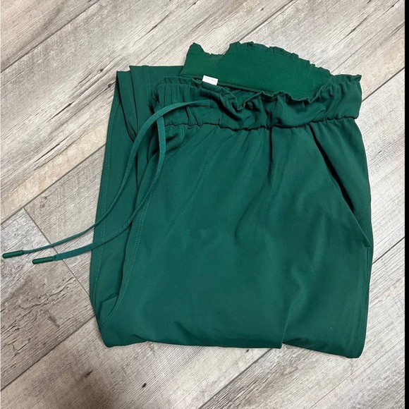 NEW Lululemon Stretch High-Rise Jogger Full Length Cuffed Everglade Green Size 8 - Picture 8 of 14